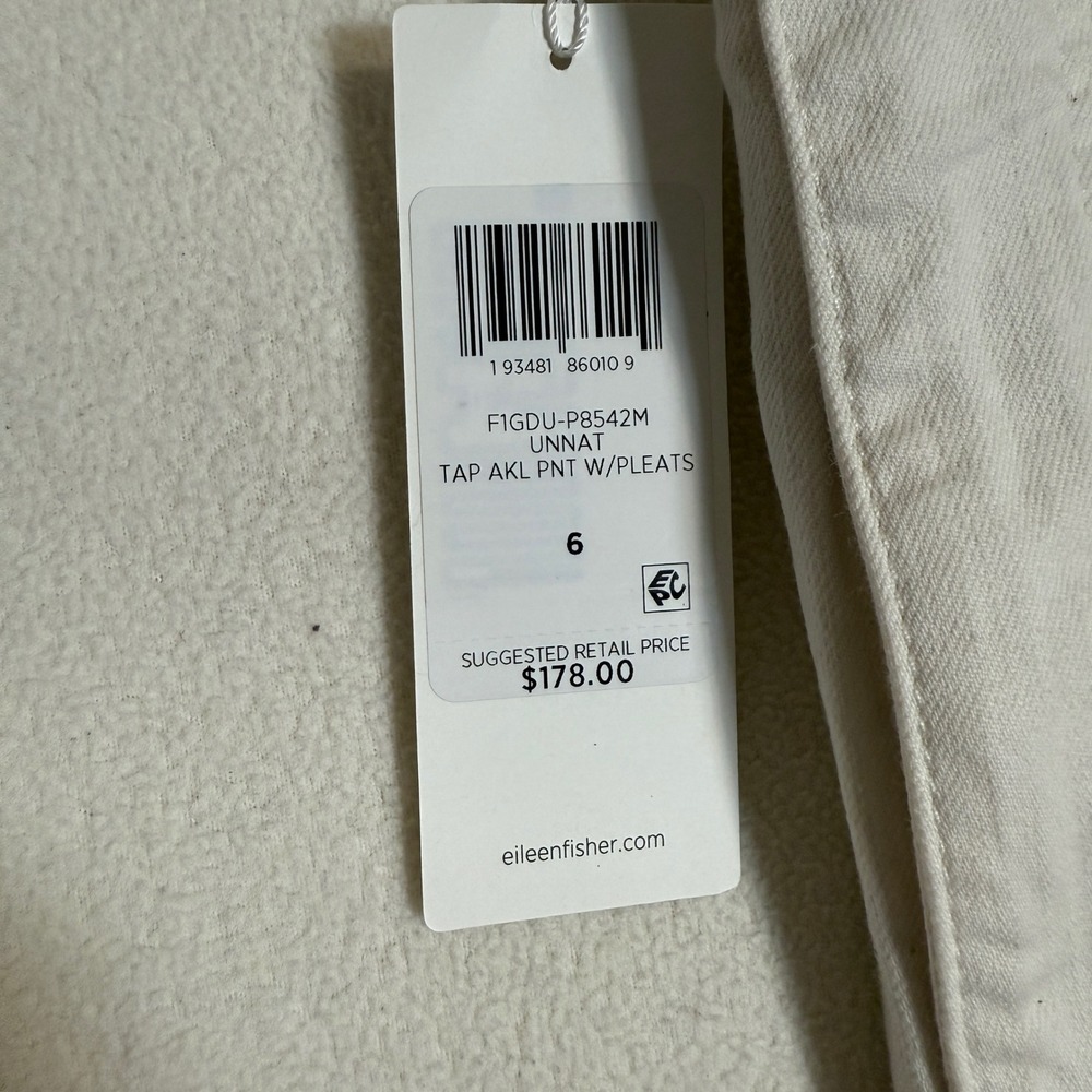 Eileen Fisher Tap Ankle Pants Pleated Organic Cotton Beige Womens Size 6 - Picture 3 of 8